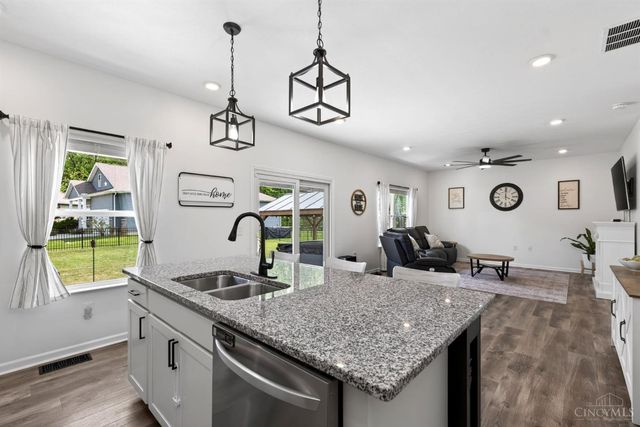 1165 McMills Drive, Miami Twp, OH 45150