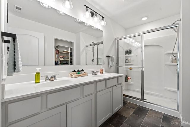 1165 McMills Drive, Miami Twp, OH 45150