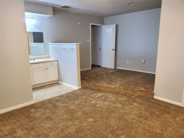 5305 Woodville Lane, Pearland, TX 77584