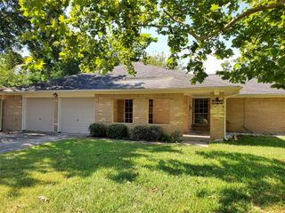 5305 Woodville Lane, Pearland, TX 77584