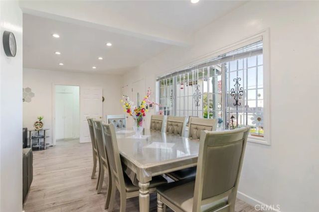7230 Case Avenue, Sun Valley, CA 91352