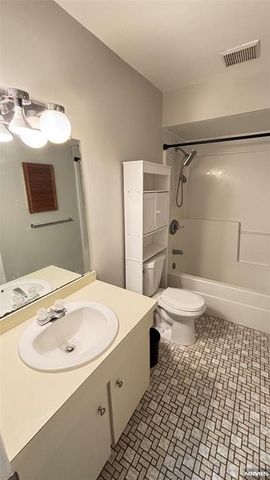 308-310 Passaic Avenue 201, Harrison, NJ 07029