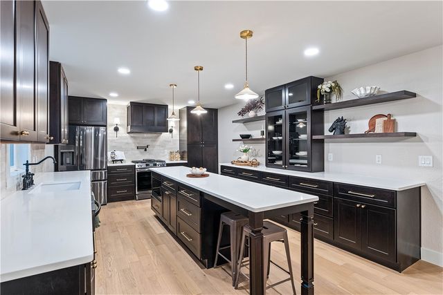 1 Bankfoot Drive, Bella Vista, AR 72715