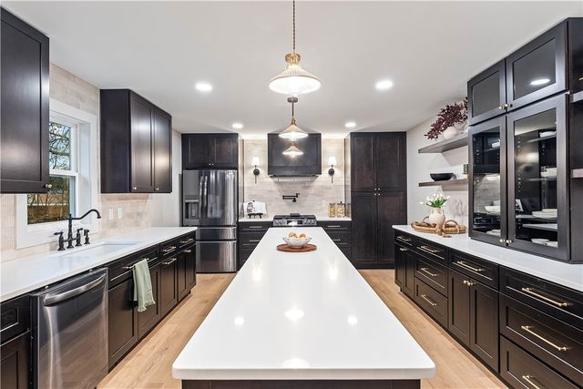 1 Bankfoot Drive, Bella Vista, AR 72715