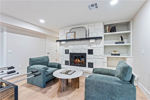 1 Bankfoot Drive, Bella Vista, AR 72715