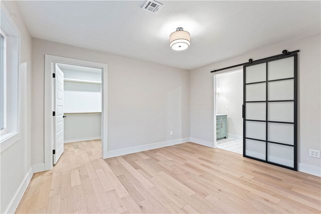 1 Bankfoot Drive, Bella Vista, AR 72715