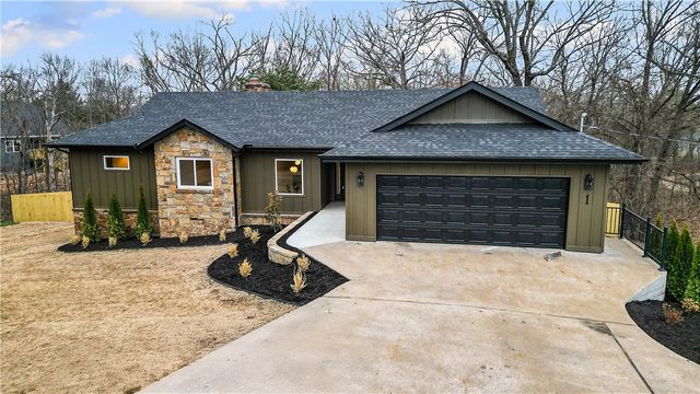 1 Bankfoot Drive, Bella Vista, AR 72715