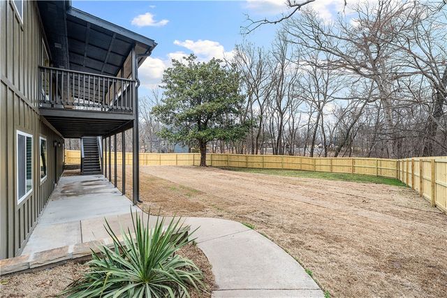 1 Bankfoot Drive, Bella Vista, AR 72715