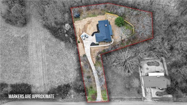 1 Bankfoot Drive, Bella Vista, AR 72715