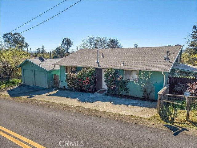 3206 4th, Clearlake, CA 95422