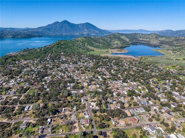 3206 4th, Clearlake, CA 95422