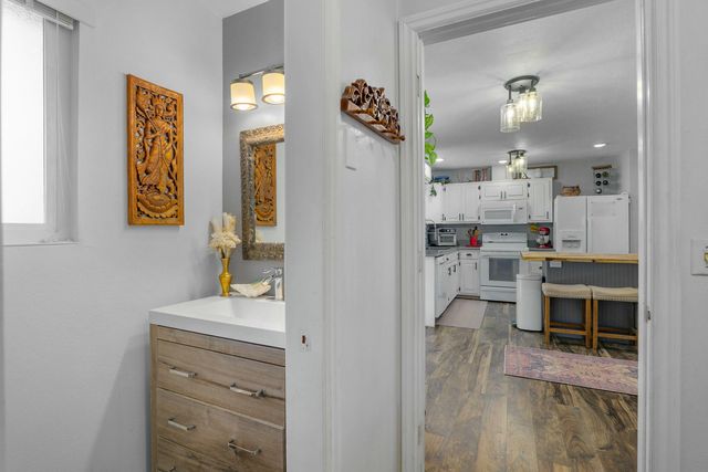 3300 Cloverlawn Drive, Grants Pass, OR 97527