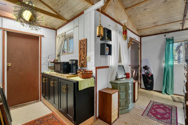 3300 Cloverlawn Drive, Grants Pass, OR 97527