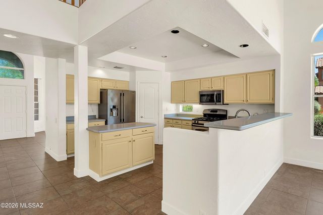 9820 N Star Ranch Place, Tucson, AZ 85742