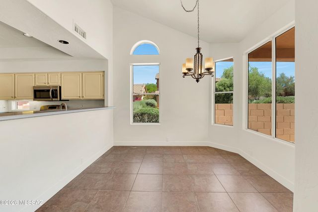9820 N Star Ranch Place, Tucson, AZ 85742