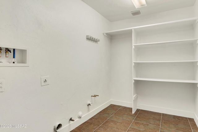 9820 N Star Ranch Place, Tucson, AZ 85742