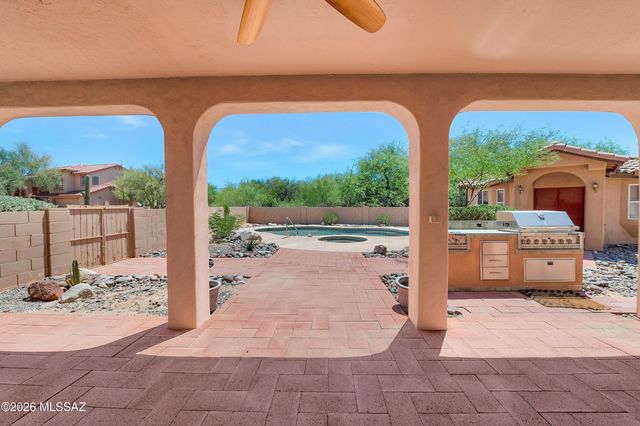 9820 N Star Ranch Place, Tucson, AZ 85742