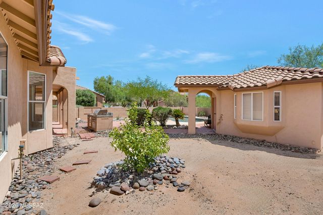 9820 N Star Ranch Place, Tucson, AZ 85742