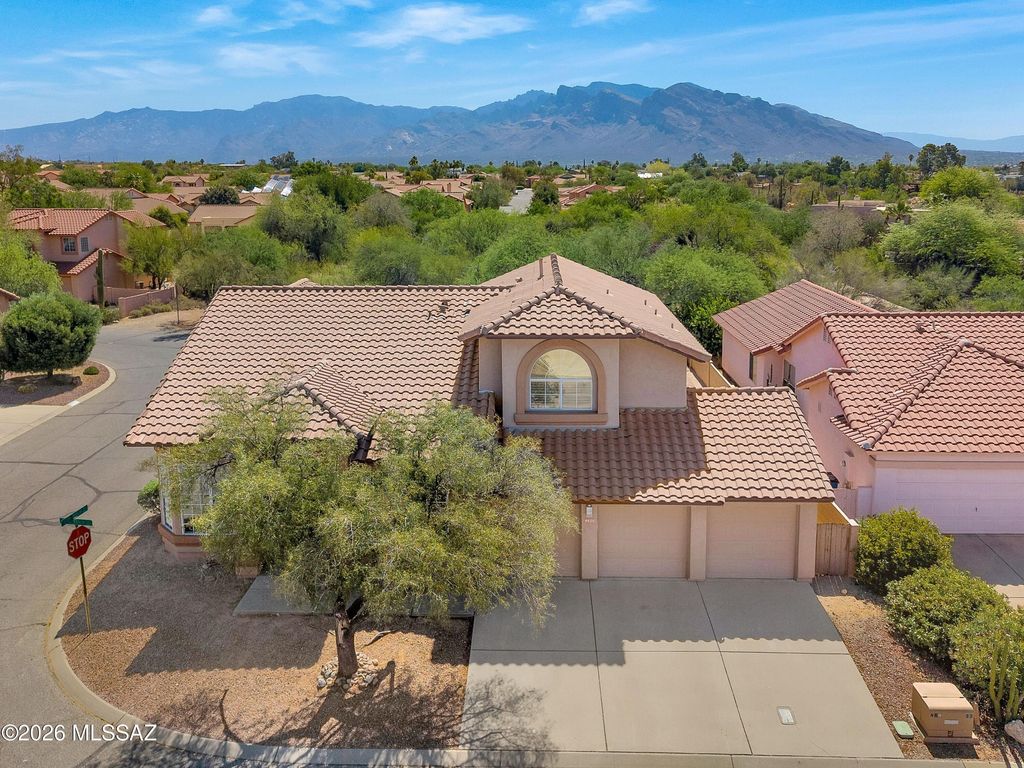 9820 N Star Ranch Place, Tucson, AZ 85742
