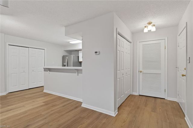 315 24th St Apt 120, Virginia Beach, VA 23451