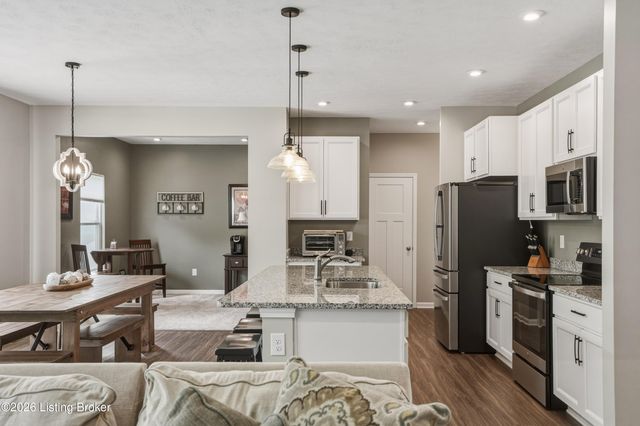 420 Inspiration Ln, Shelbyville, KY 40065