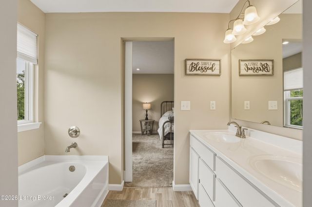 420 Inspiration Ln, Shelbyville, KY 40065
