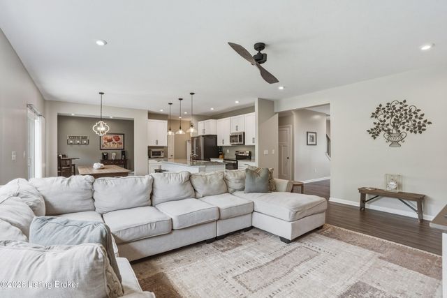 420 Inspiration Ln, Shelbyville, KY 40065