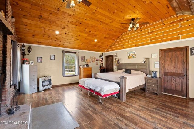 10389 Summer City Road, Spring City, TN 37381