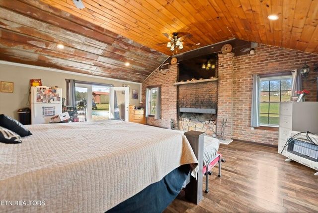 10389 Summer City Road, Spring City, TN 37381