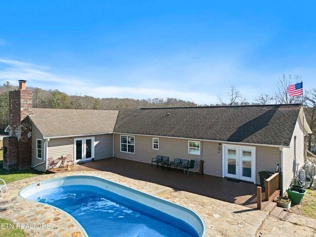 10389 Summer City Road, Spring City, TN 37381