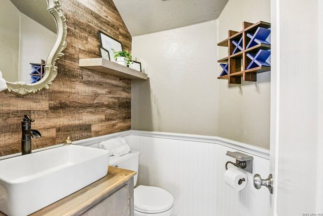232 CORDERO DR, Cibolo, TX 78108
