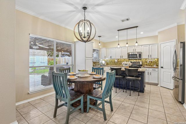 232 CORDERO DR, Cibolo, TX 78108