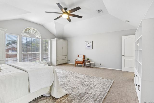 232 CORDERO DR, Cibolo, TX 78108