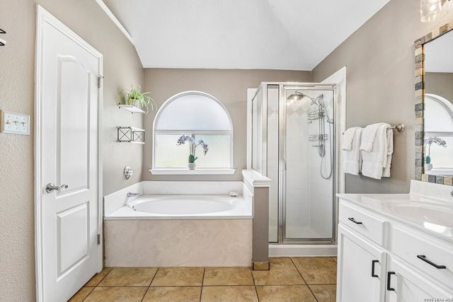 232 CORDERO DR, Cibolo, TX 78108