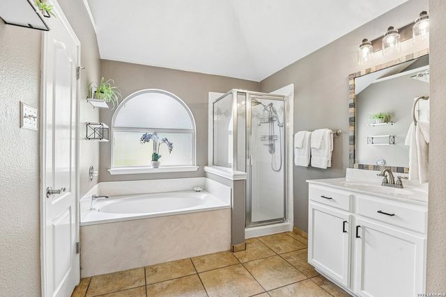 232 CORDERO DR, Cibolo, TX 78108