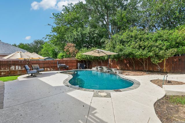 232 CORDERO DR, Cibolo, TX 78108