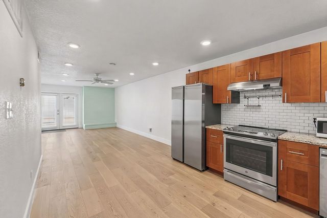 909 Reinli ST 118, Austin, TX 78751