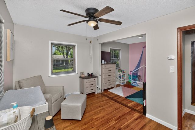 4133 E Madison Avenue, Des Moines, IA 50317