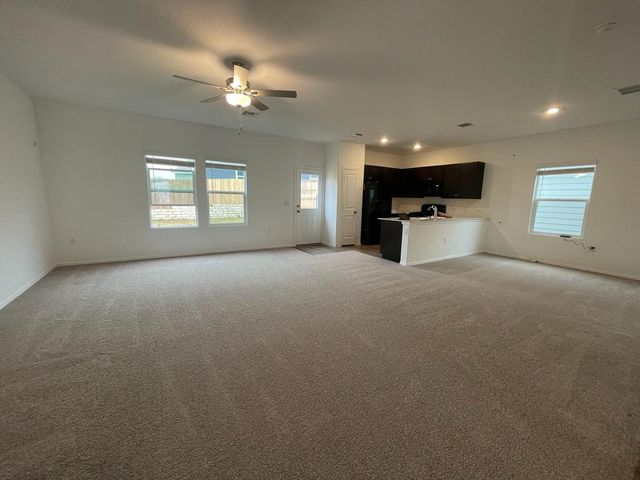 7501 Poppy Petal LOOP, Del Valle, TX 78617