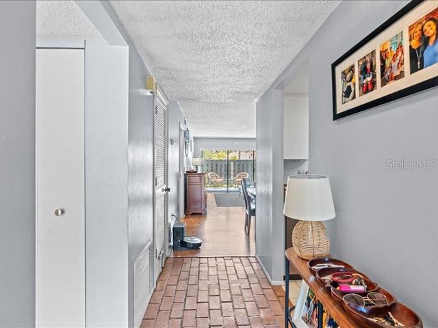 7364 CLOISTER DRIVE 7364, Sarasota, FL 34231