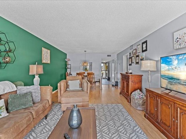 7364 CLOISTER DRIVE 7364, Sarasota, FL 34231