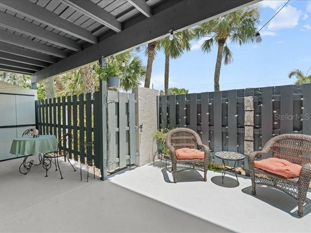 7364 CLOISTER DRIVE 7364, Sarasota, FL 34231