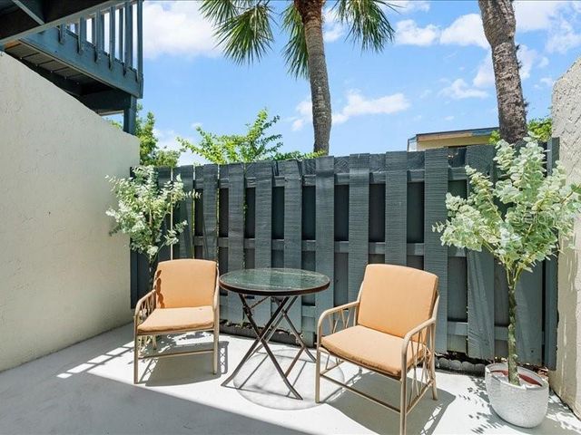 7364 CLOISTER DRIVE 7364, Sarasota, FL 34231