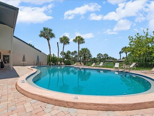 7364 CLOISTER DRIVE 7364, Sarasota, FL 34231