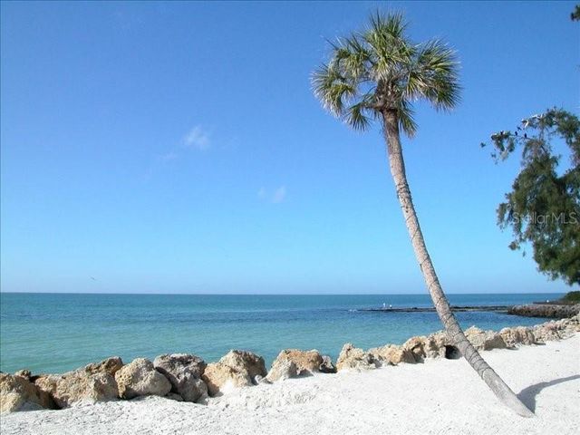 7364 CLOISTER DRIVE 7364, Sarasota, FL 34231