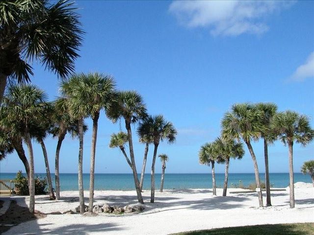 7364 CLOISTER DRIVE 7364, Sarasota, FL 34231