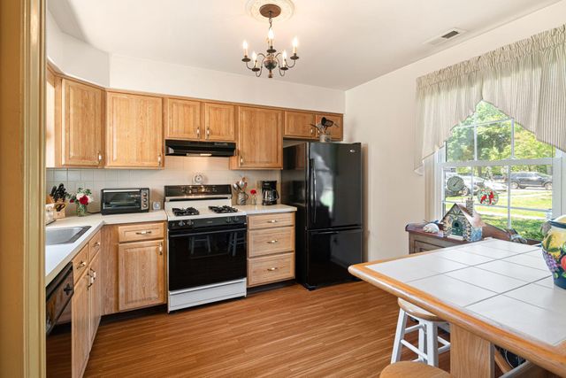 2198 HARBOUR DR, Palmyra, NJ 08065