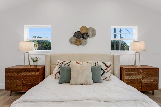 1912 W CHESTNUT STREET, Tampa, FL 33607