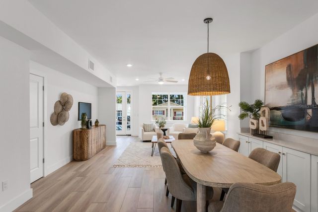 1912 W CHESTNUT STREET, Tampa, FL 33607