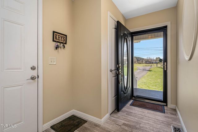 2144 Highway 421 N, Mountain City, TN 37683